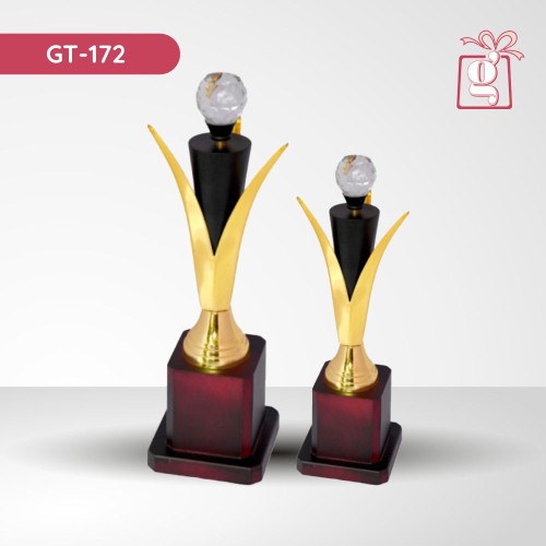 Metal Trophy 172