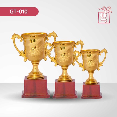 Classic Laurel Cup Trophy