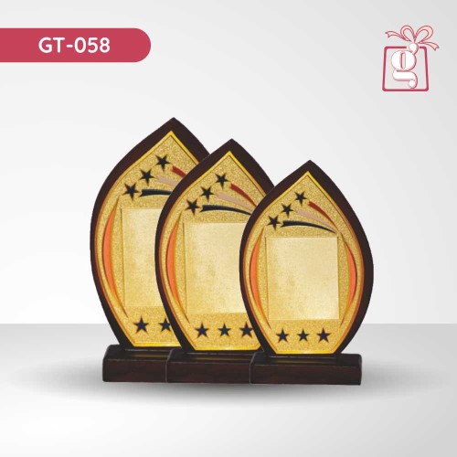 Wooden Trophy 058