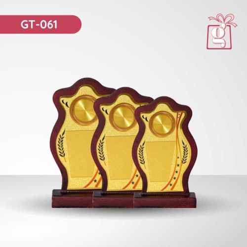 Wooden Trophy 061