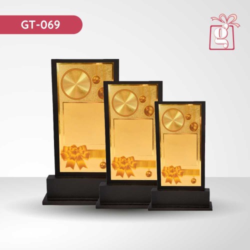 Wooden Trophy 069