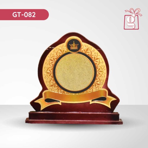 Wooden Trophy 082