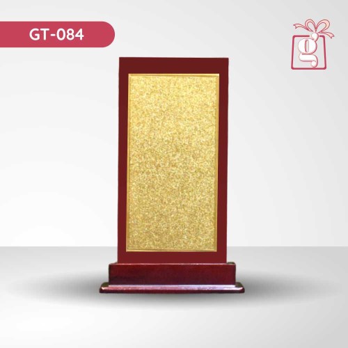 Wooden Trophy 084