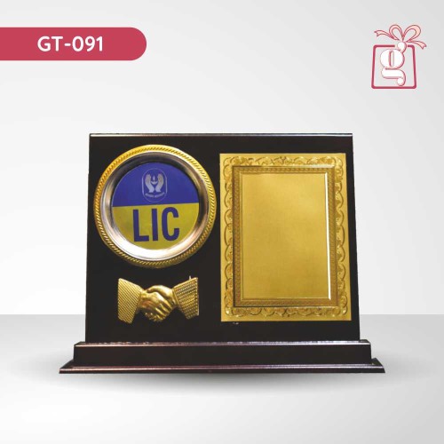Wooden Trophy 091