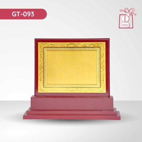 Wooden Trophy 093