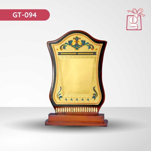 Wooden Trophy 094