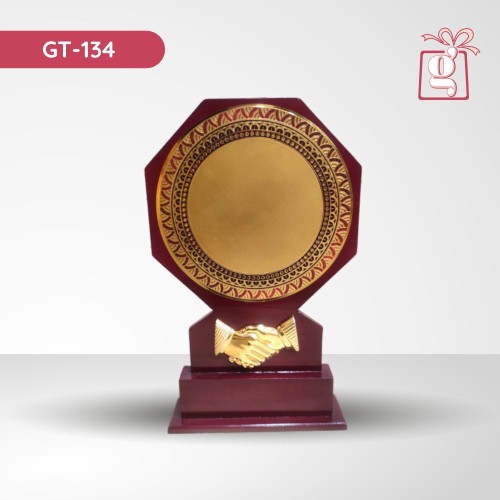Wooden Trophy 134