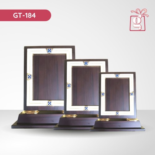 Wooden Trophy 184