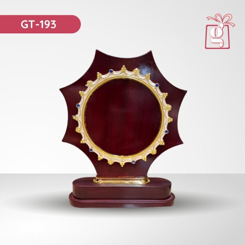 Wooden Trophy 193